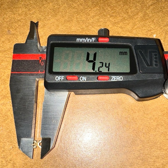 Aurelie Gi LIESE Diamond Compass Single Earring - Picture 2 of 5